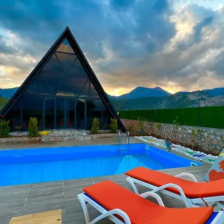 Hidden Paradise Garden Willa Fethiye