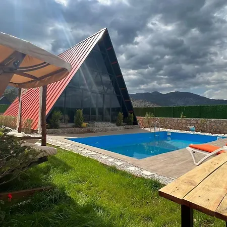 Hidden Paradise Garden Villa