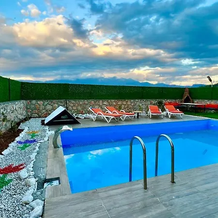 Hidden Paradise Garden Willa Fethiye