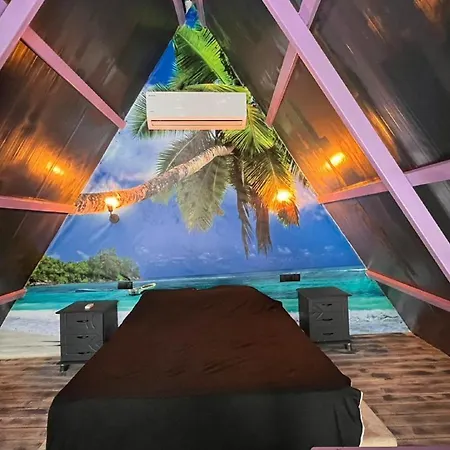Hidden Paradise Garden Villa *
