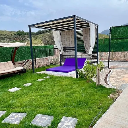 Hidden Paradise Garden