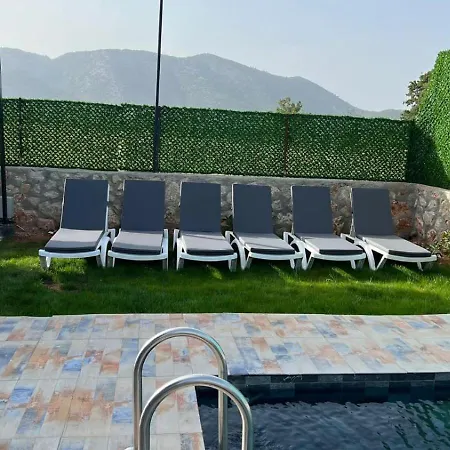 Hidden Paradise Garden